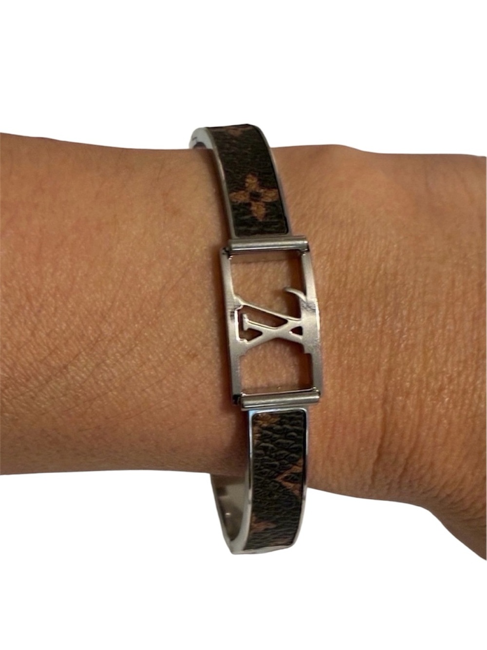 Vintage Silver-Tone Bangle with Brown Leather Inlet
